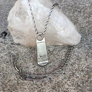 Vintage Nike Pendant Rope Chain